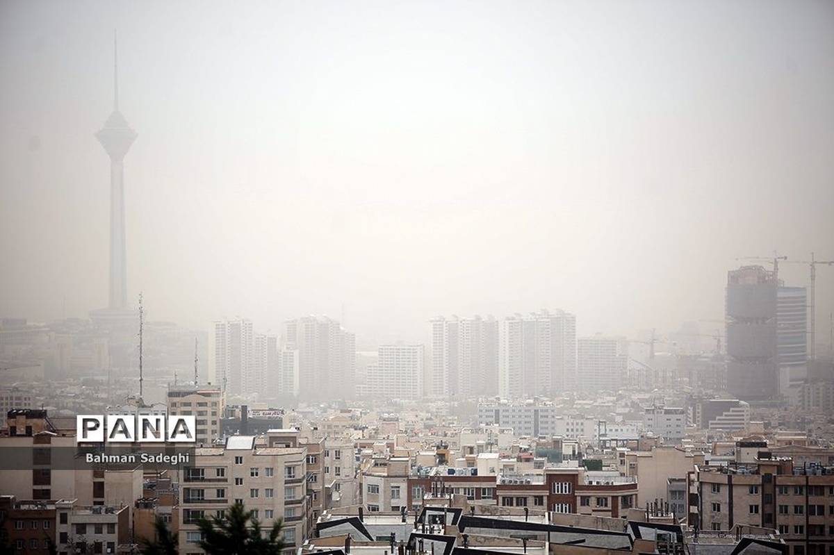 تعطیلی مسابقات فوتبال استان تهران تا پایان هفته به دلیل آلودگی هوا