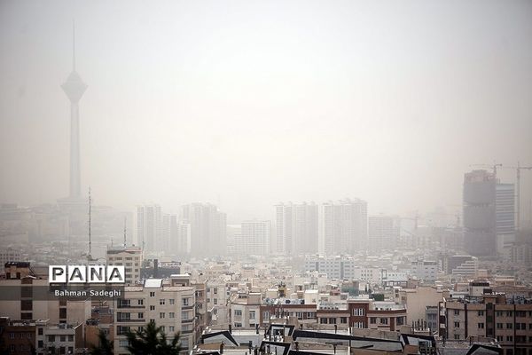 تعطیلی مسابقات فوتبال استان تهران تا پایان هفته به دلیل آلودگی هوا