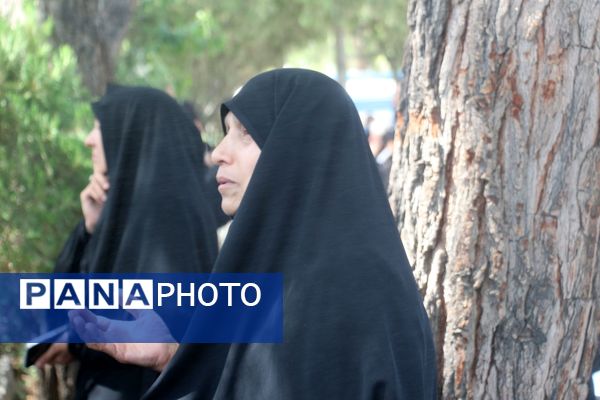 خاکسپاری پیکر پاک  سردار سرافراز اسلام شهید محمد کاظمی و شهدای جنگ تحمیلی در مشهد