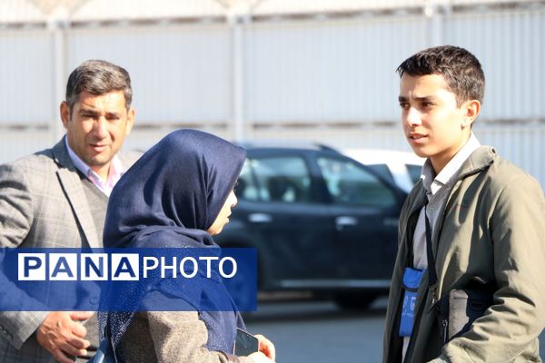 اعزام کاروان پسران عمره دانش‌آموزی از مشهد