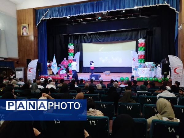 مراسم پرشکوه تجلیل از امدادگران هلال احمر شهرستان کاشمر 