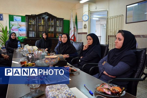 فرصتی برای کشف دنیای جدید در کارگاه نویسندگی و کتابخوانی