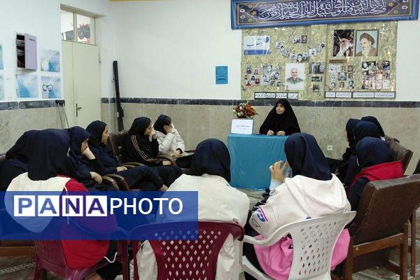 فیروزکوه؛ میزبان نماز جماعت و گفتمان‌های دینی در محیط مدرسه