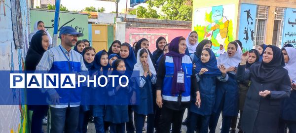 برگزاری مسابقات دارت در مدرسه شهید احمد خاقانی شیروان