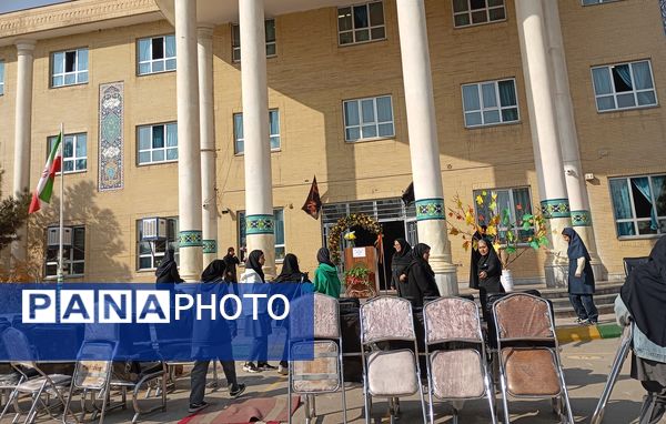 یاریگران زندگی راهی برای رفع مشکلات آسیب های اجتماعی دانش آموزان 