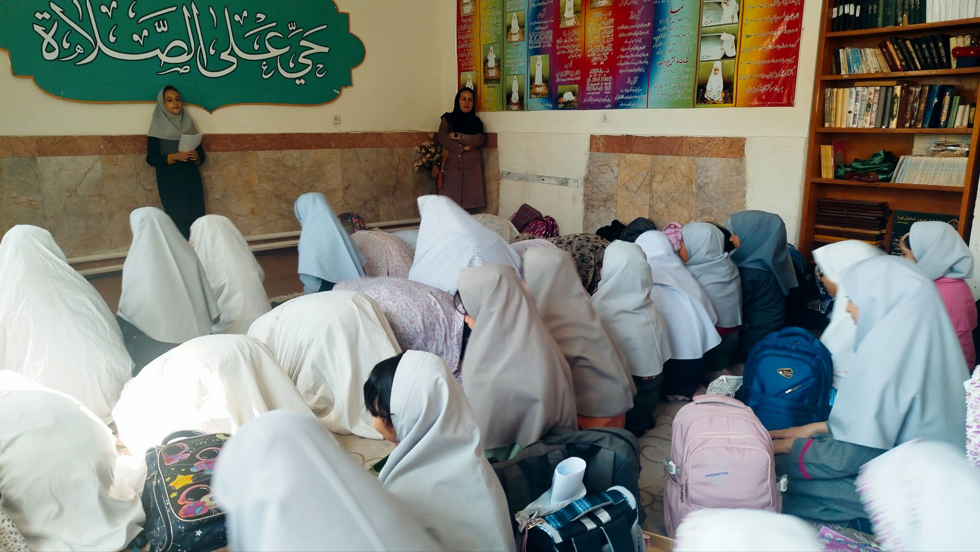 آغاز معنوی سال تحصیلی در نیایش ۲