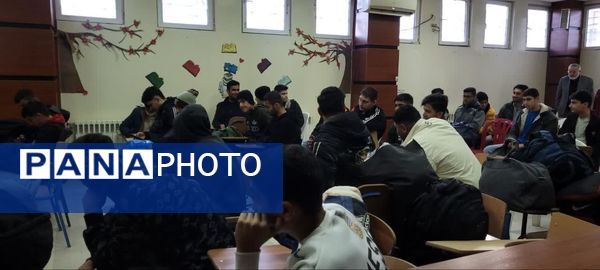 مسافران نور