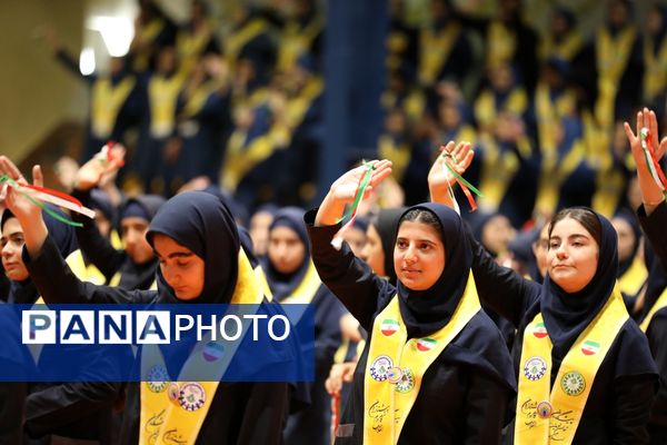 جشن سپاس معلم و سالروز تاسیس سازمان دانش‌آموزی در آذربایجان غربی