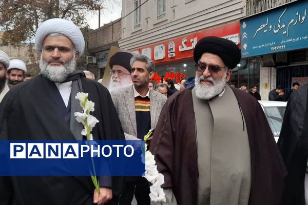 حماسه ۹ دی زنده است؛ ورامینی‌ها بار دیگر با ولایت، پیمان بستند