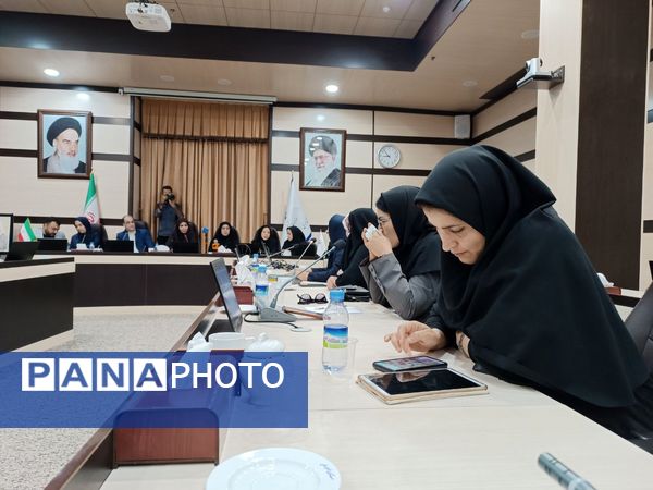 پیشران‌های توسعه؛ همایش ملی بانوان کارآفرین در مشهد کلید خورد