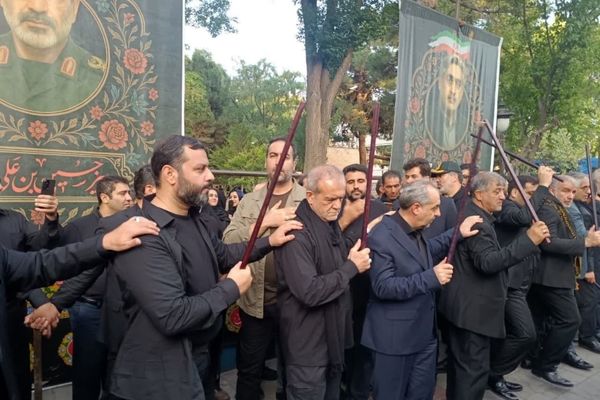 مراسم عزاداری حسینی در تبریز با حضور رئیس جمهور