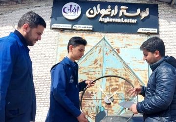 کارگاه تولید لوستر و ساعت در شیروان