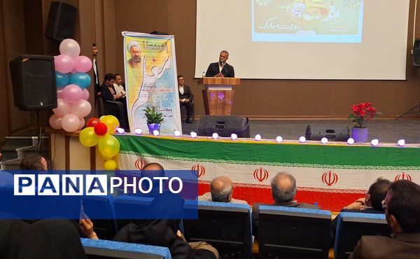 جشنی به پاس قدردانی از معلمان در لردگان