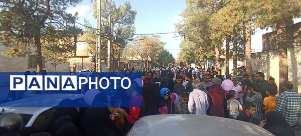 همایش بزرگ پیاده‌روی هفته دفاع مقدس در خلیل‌آباد