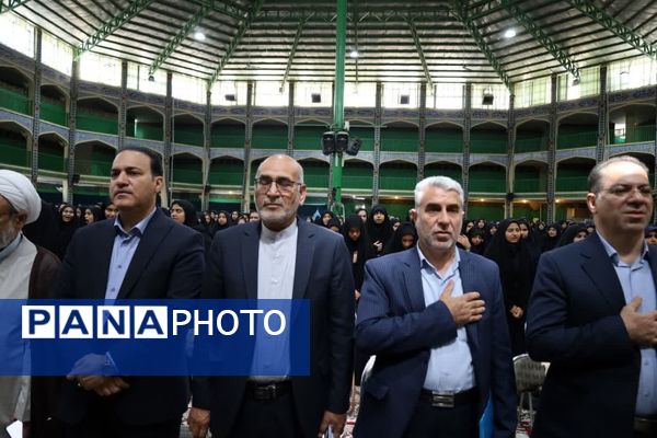 اختتامیه جشنواره فرهنگی هنری بیعت در غربت در یزد