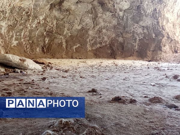 غار نمک حصار یزدان؛ فرصتی برای رونق گردشگری تربت حیدریه 