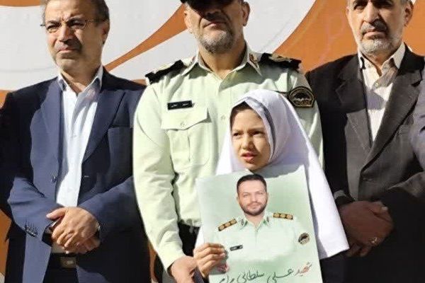 فرزندان شهدا ماه مهر را بدون پدر آغاز کردند