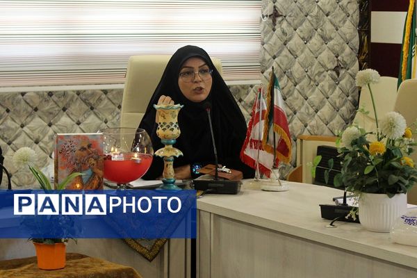 همایش بزرگداشت حافظ شیرازی در اداره آموزش و پرورش کهریزک