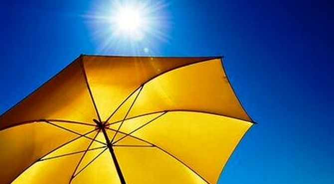 تغذیه مناسب، سدی در برابر آسیب‌های اشعه ماوراء بنفش