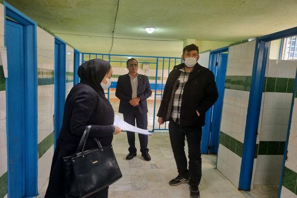 بازدید از وضعیت بهداشت و پایگاه‌های تغذیه سالم مدارس پاکدشت 