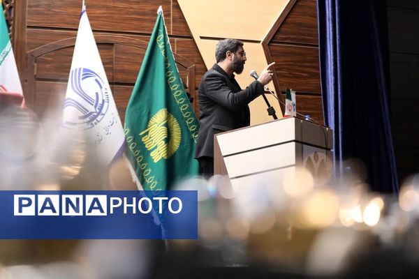 همایش تقدیر از مادران و همسران شهدا در دانشگاه قم