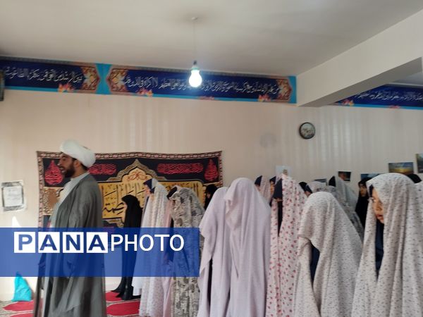 سلسله جلسات تبیین حدیث شریف کساء در دبیرستان شاهد تکتم ناحیه ۳