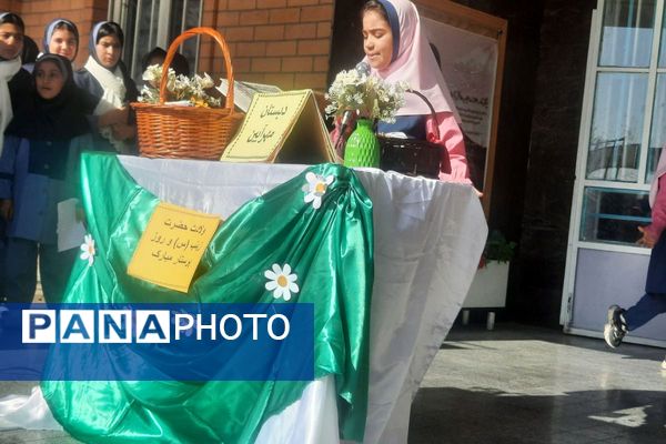 برگزاری مراسم میلاد حضرت زینب (س)در مدرسه مهرآیین بهارستان دو