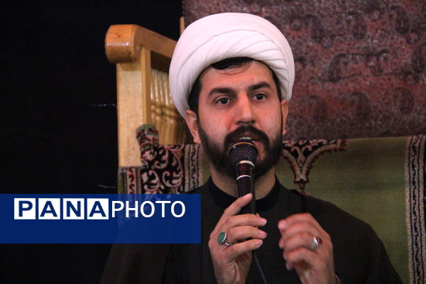 مراسم وداع با ۷ پیکر شهید گمنام هشت سال دفاع مقدس