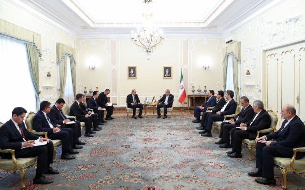 پزشکیان:با تعمیق مناسبات ایران و ازبکستان، می‌توان ثبات بیشتر را برای منطقه به ارمغان آورد
