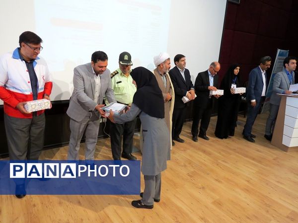 برگزاری تجلیل از برترین‌های جشنواره نوجوان سالم و الگوهای برتر تدریس تفکر و سبک زندگی شهرستان بجنورد