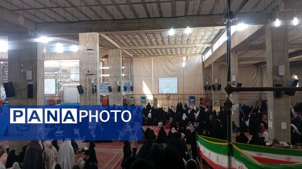 نماز عبادی و سیاسی جمعه همزمان با آغاز هفته نیروی انتظامی در نیشابور