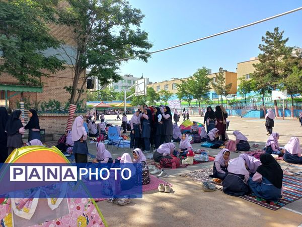 اردوی حیاطی و جشن آخر سال در دبستان دخترانه شاهد تحقیقی ناحیه ۶