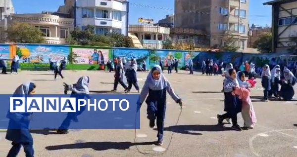 روز جهانی کودک و تخم مرغ در مدرسه شاهد خیر سجادی 