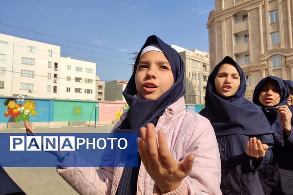 شور وشوق دانش‌آموزان در برنامه صبحگاهی مدرسه مریم بهارستان دو