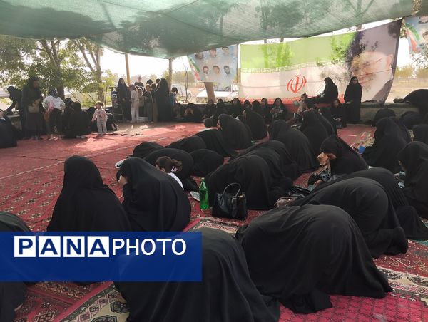 محفل نورانی دعای عرفه در گلزار شهدای شهرک طرق 