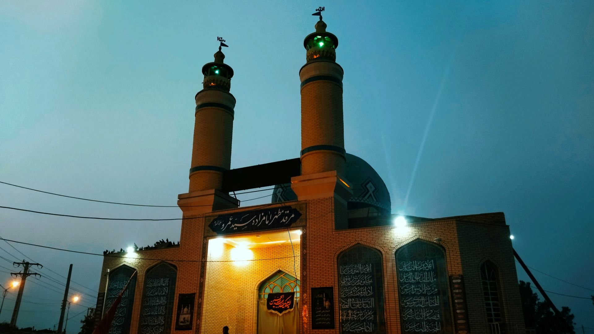 جاماندگان اربعین در مسیر شاه قطب‌الدین حیدر شهرستان رودان