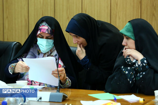 نشست صمیمانه وزیر آموزش و پرورش با مدیران مدارس