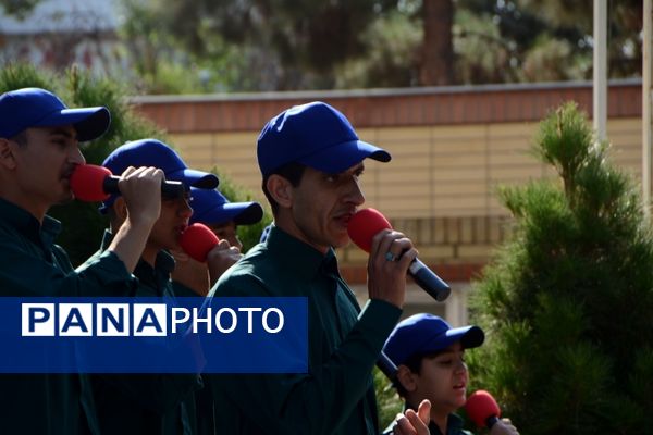 اعزام گروه سرود دانش‌آموزی سفینة نیشابور به کربلا