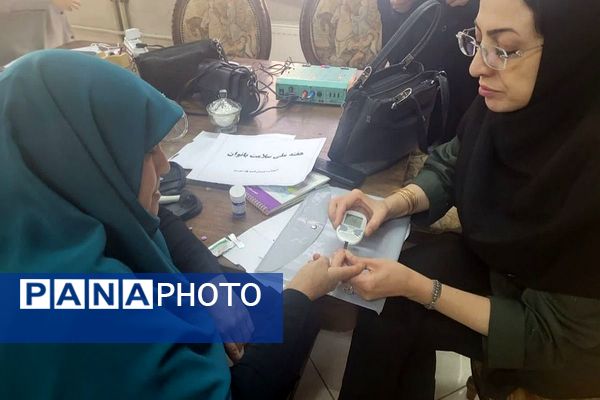 بانوان فرهنگی، در آغوش مراقبت بهداشتی