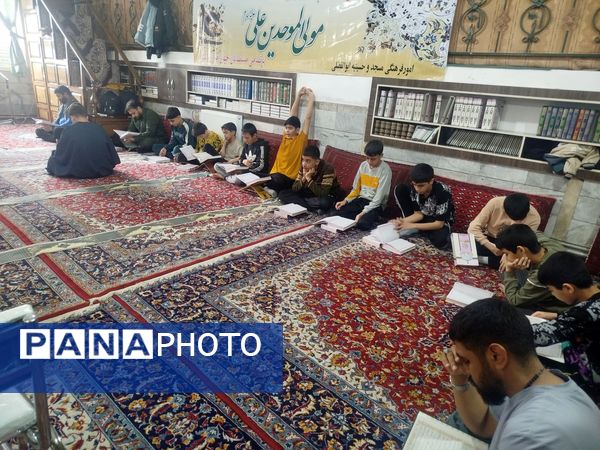 اعتکاف دانش آموزان پسر در باخرز