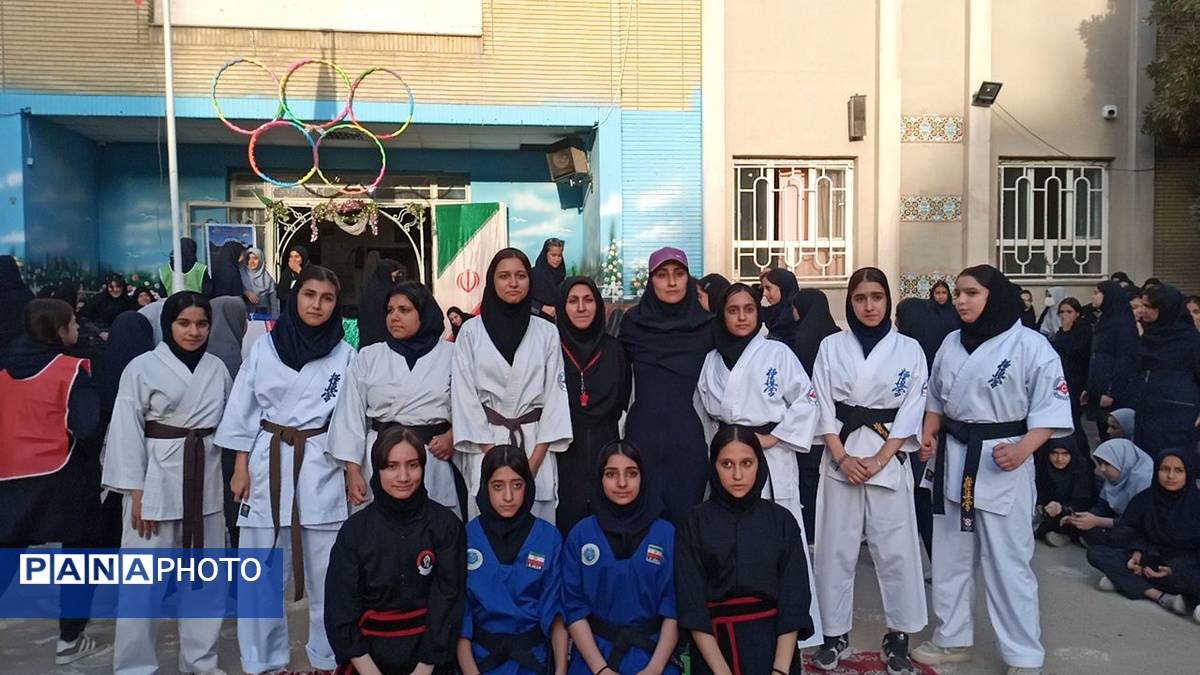 المپیاد ورزشی در دبیرستان میرزا جعفر سروقد
