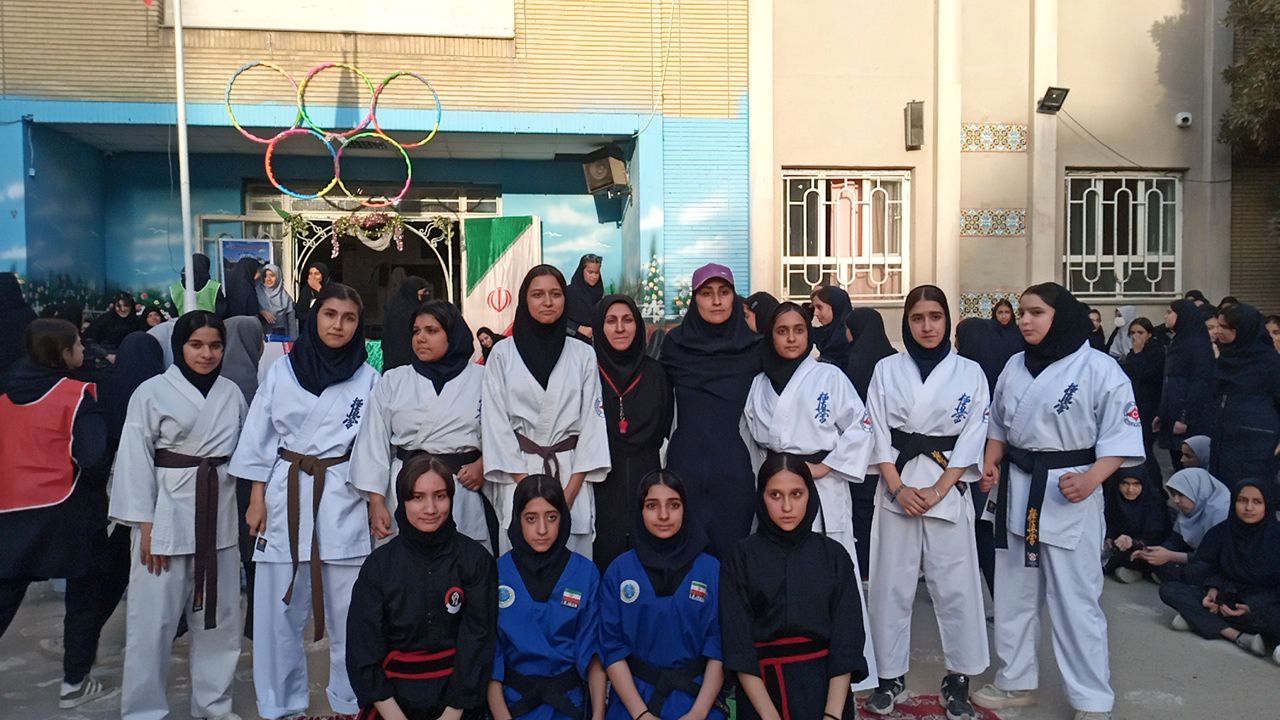 المپیاد ورزشی در دبیرستان میرزا جعفر سروقد