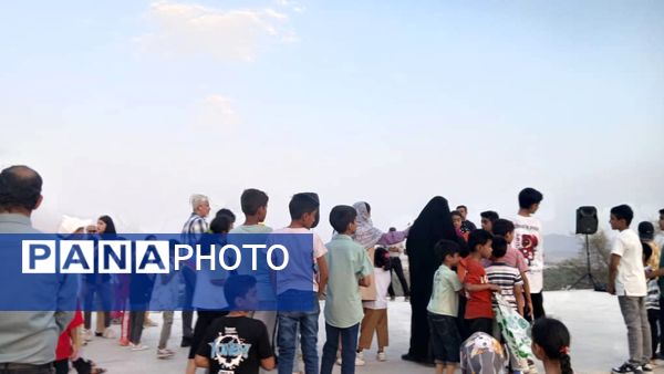 پرواز بادبادک‌‌ها در روز کودک 