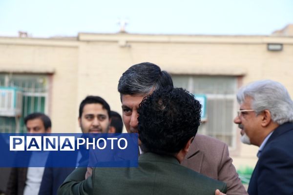  دانش‌آموزان با «انشای مهر» همراه شدند 