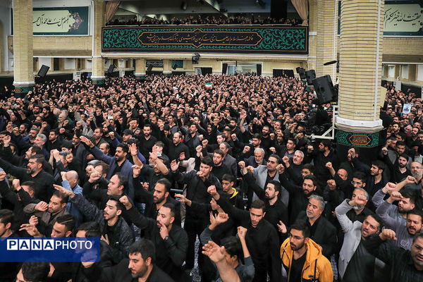 مراسم عزاداری شب شهادت حضرت فاطمةالزهرا سلام‌الله‌علیها در حسینیه امام خمینی(ره)