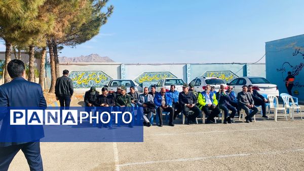 تمرین مقابله با بحران در هنرستان شهید باهنر باخرز