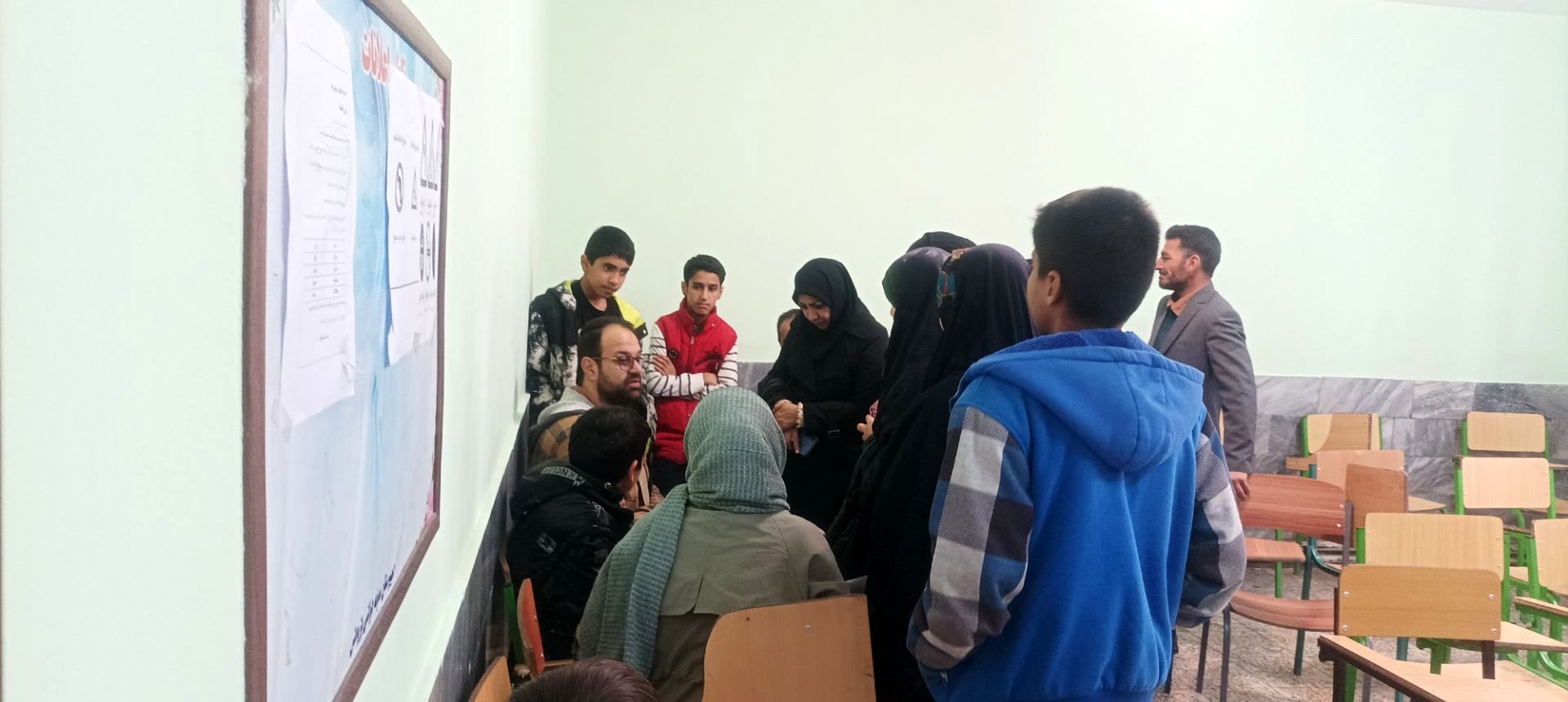 ۱۳ آذر جلسه دیدار اولیا با دبیران دبیرستان نمونه دولتی پژوهش آشخانه 