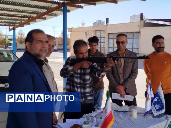 مسابقه تیر اندازی کارکنان اداره آموزش و پرورش کاشمر