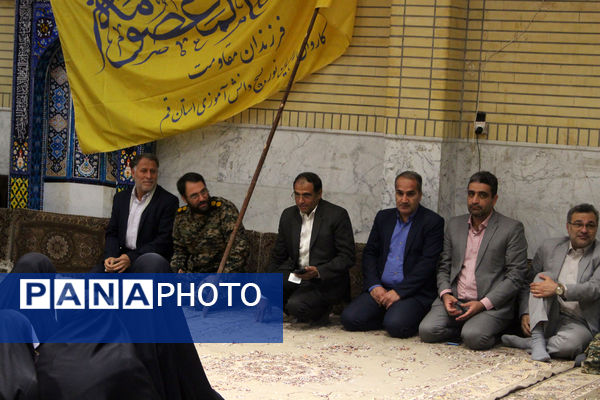 اعزام نخستین گروه از دختران دانش‌آموز ناحیه یک قم به اردوی راهیان نور