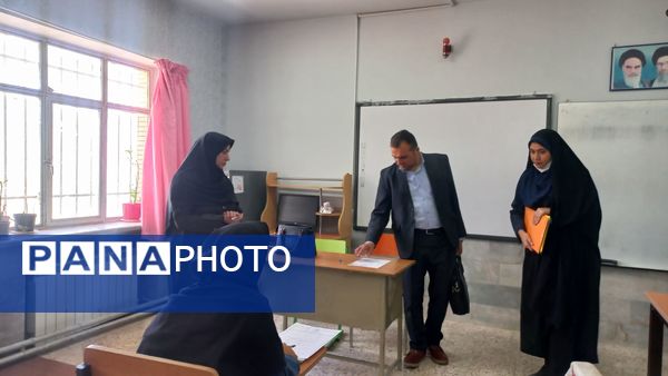 بازدید سرپرست اداره آموزش و پرورش استثنایی استان از روند برگزاری امتحانات نوبت دوم